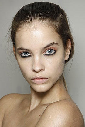 Miranda Kerr mi yoksa Barbara Palvin mi?