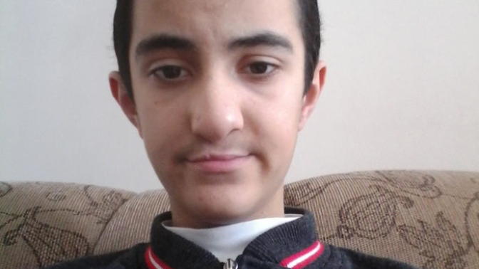 Bende tip yok onu biliyorum ama cok mu fazla cirkinim benden beterleri var ama tipsizim kendime?