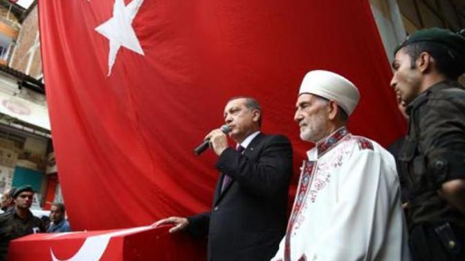 Hala Recep Tayyip Erdoğan'ı seven var mı?