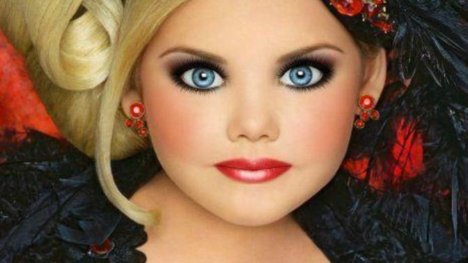 10 yaşında canlı Barbie sizce iyi mi kötü mü?