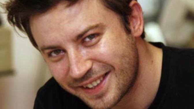 Tolga Güleç gibi biriyle evlenmek istiyorum. Sizce yakışıklı mı?