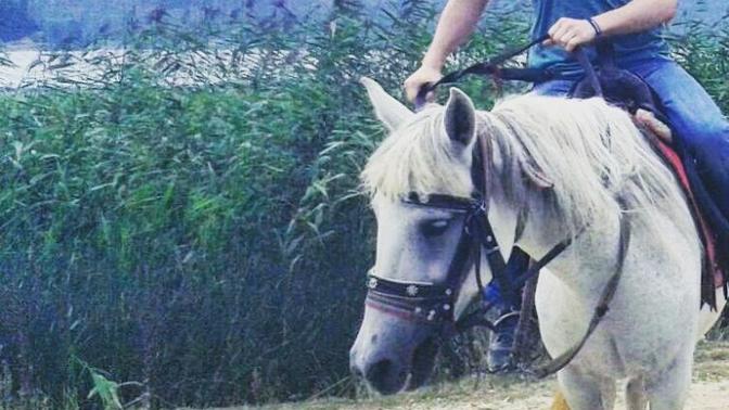 Ata binmek ve erkeklik?