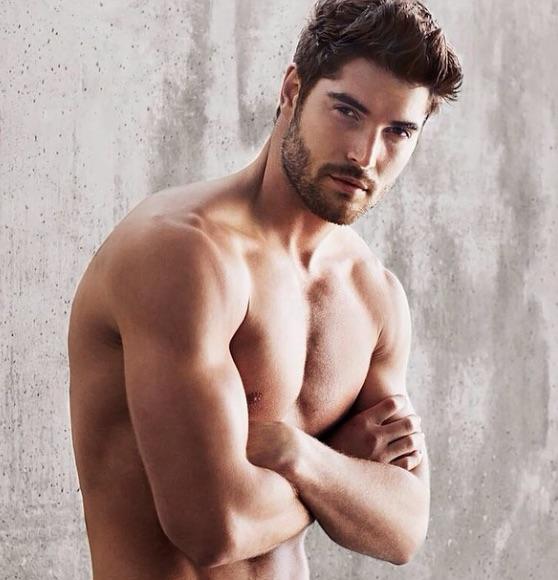 Nick bateman e asik oldum gecermi?