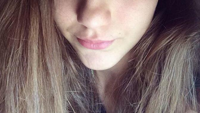 Bir  aralar  burada Cara Delevigneye benzer kız vardı nerde o?