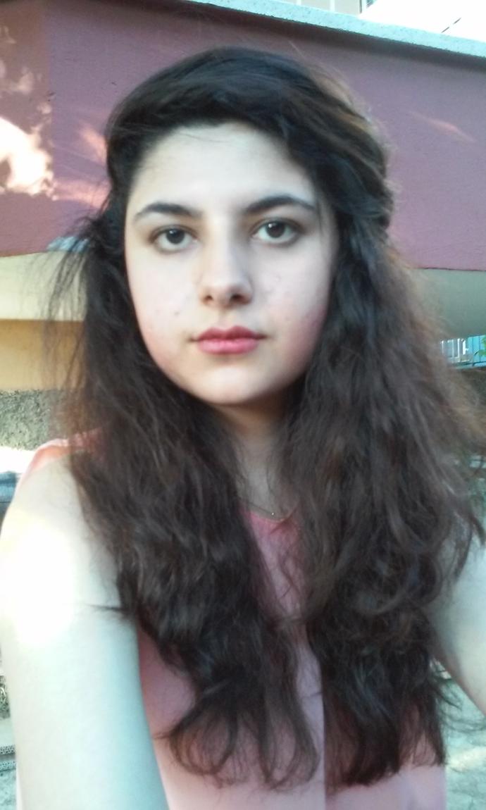 Çok çirkinim bu yüzden sosyal fobim var, bunu yenebilir miyim?