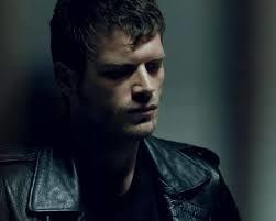 Joseph Morgan mı Kıvanç Tatıtuğ mu?