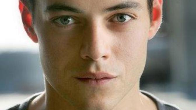Rami Malek sizce de çok hoş bir adam değil mi yahu?