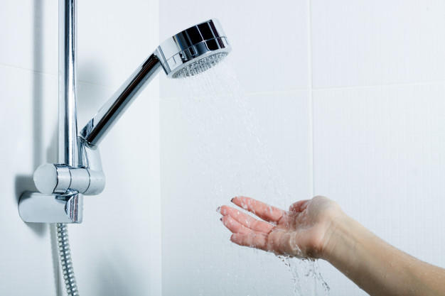akşam ile yatsı arası banyo