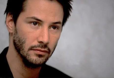 Keanu reeves ve francisco lachowski birbirine benzemiyor mu sizce?