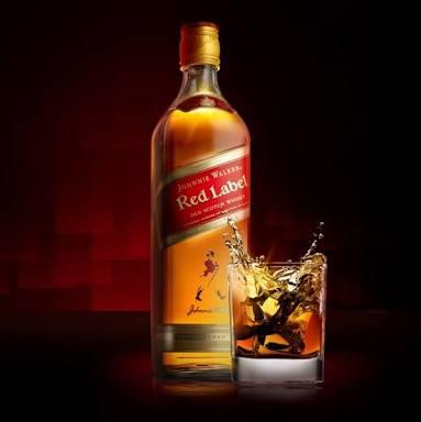 Ballantine's mi? Johnnie Walker mı?