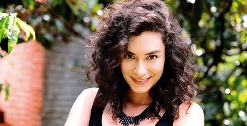 Hande doğandemir vs özge özpirinçci?