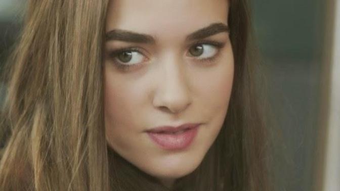 Hande erçel mi bensu soral mı?