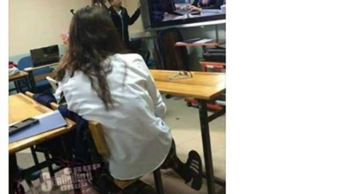 Ankara'da Öğrenciler Akıllı Tahtada  p*rno İzlerken Yakalandı! Bu Olay Hakkında Ne Düşünüyorsunuz?