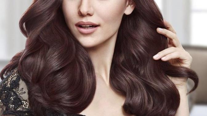 Fahriye evcen vs aishwarya rai?