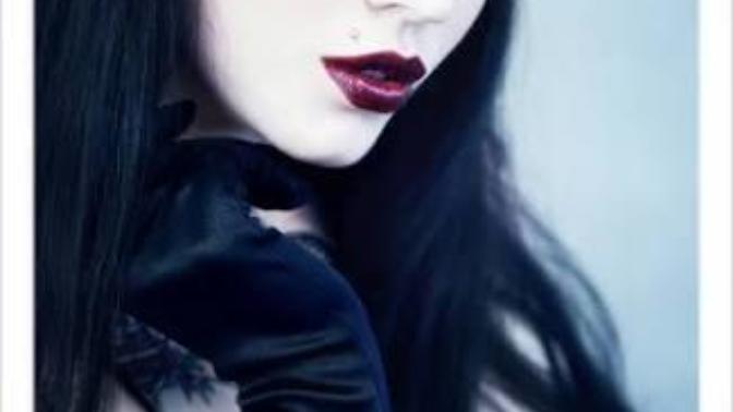 Gotik bir sevgilim var, aranız da gotik var mı?