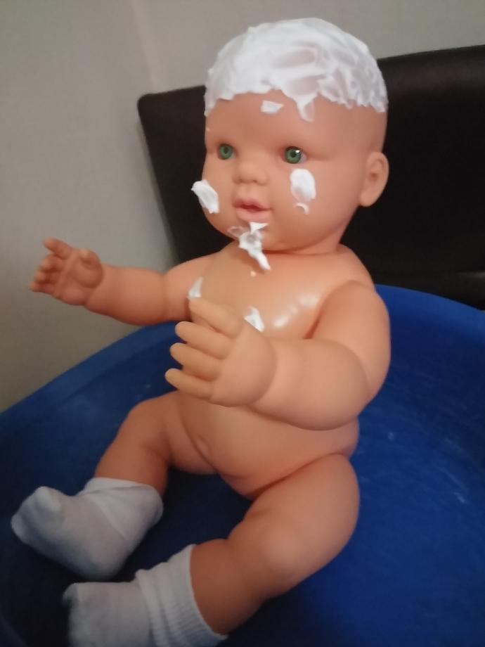 Leğende su olmadan bebek yıkanır mı(fotolu)?