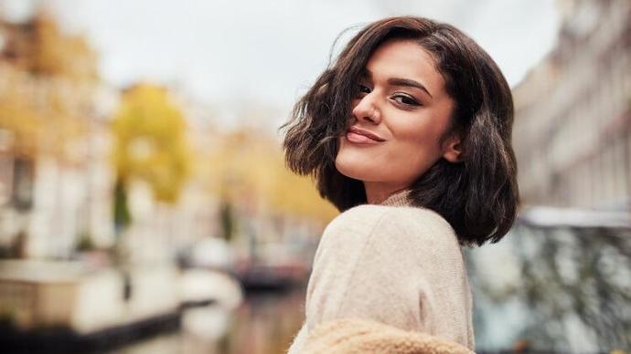 Yüz Şekline Göre Saç Modeli Nasıl Seçilir?