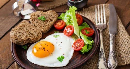 Sporcu kahvaltısı nasıl olmalı? Örnekleri ve listesini verir misiniz?