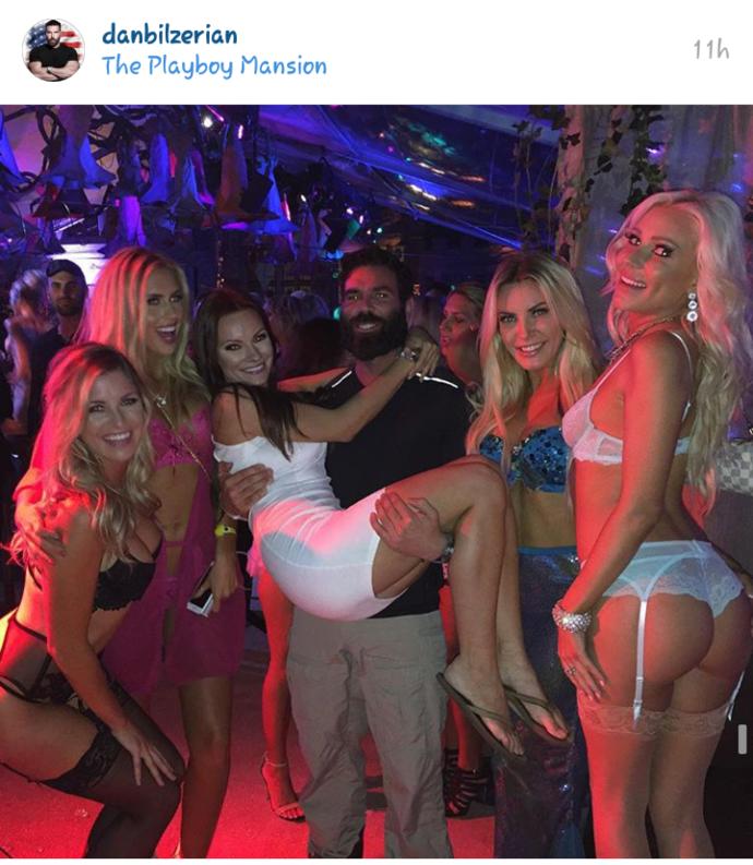 Dan Bilzerian kimdir?