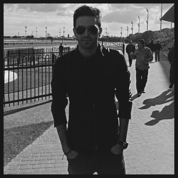 Kızlar, ya bu fotoğrafım sizce nasıl? Profil resmi yapcam güzel mi?