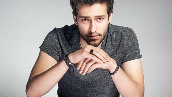 Küpe takan erkekler?
