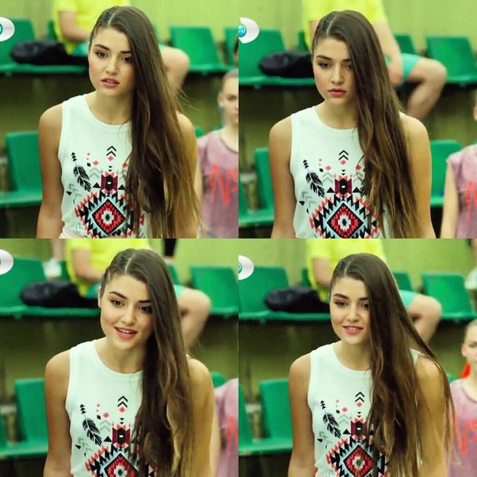 Yandan örgülü saç modeli nasıl sizce?
