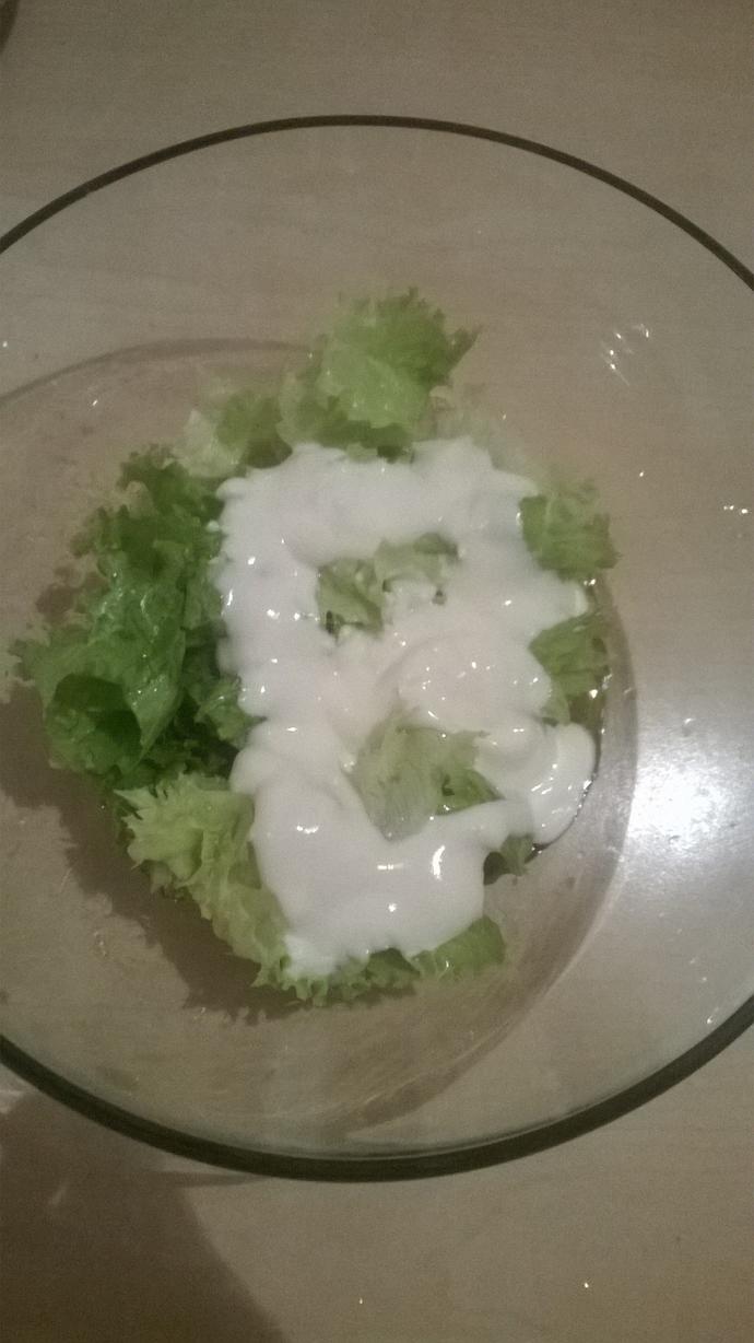 Yoğurtlu kıvırcık salata seven var mı?