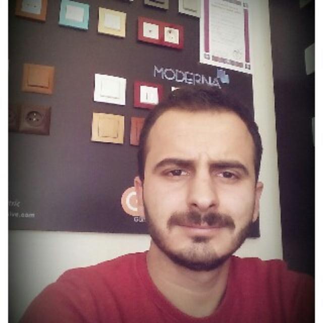 Artık; sevenede , sevmeyenede, gelenede, gidenede, dönmeyenede eyvallah. sevmek çok mu zor?