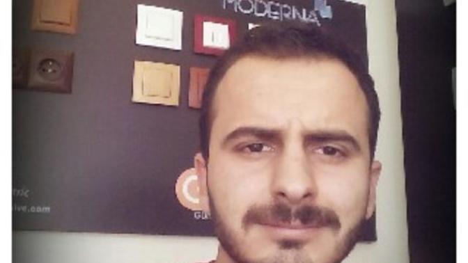 Artık; sevenede , sevmeyenede, gelenede, gidenede, dönmeyenede eyvallah. sevmek çok mu zor?