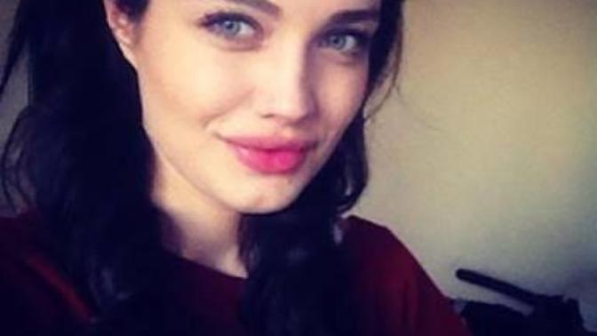 Yerli Angelina Jolie'yi gördünüz mü? Hatun %100 Türk malı Angelina Jolie resmen, sizce benziyor mu?