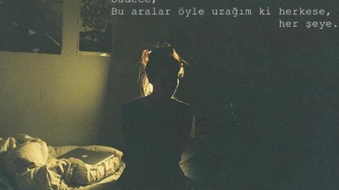 İnsanlardan uzaklaşmak istediğiniz vakit nasıl davranırsınız?