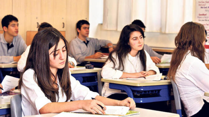 Düz Lise Nedir, Anadolu Lisesi Nedir? Farkları Nelerdir?