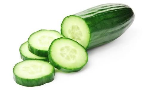 Size göre bu; Cacık mı? Salatalık mı? Hıyar mı?