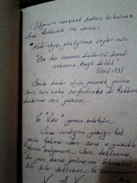Sevdiğim adama, içinde şiirler olan bir defter hazrladım sizce nasıl olmuş?