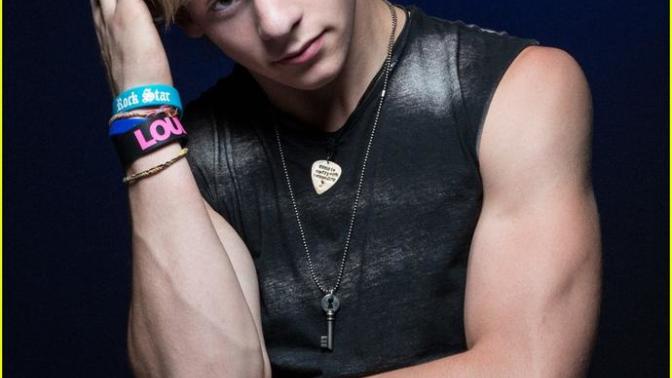 Ross Lynch Var mı aranızda Tanıyan?