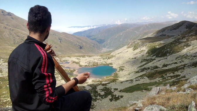 Kaç metredeyim? Ne yapıyorum? Burası neresi? bu soruların hepsi  bir  yana?