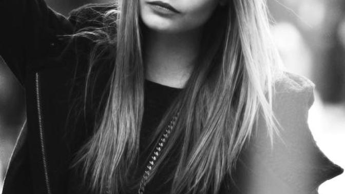 Cara Delevingne mi Barbara Palvin mi daha çekici?