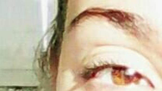 Arkadaşlar ya , benim gözlerim hangi renk?