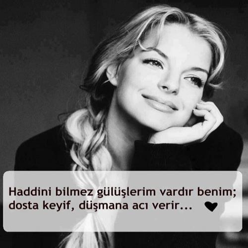 Öyle bir gülüyor ki sanırsın ...boşluğu doldurun ?
