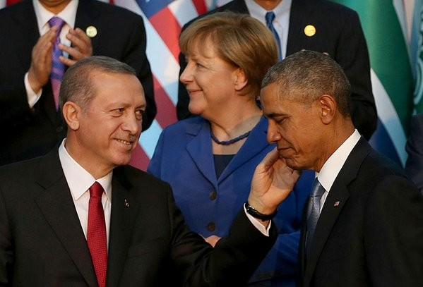 RTE'nın Obama'dan makas aldığı foto hakkinda ne düşünüyorsunuz :D ?