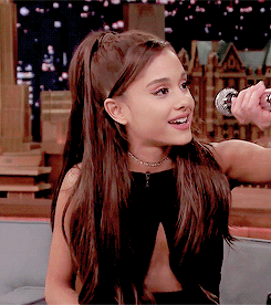Ariana Grande mi Taylor Swift mi?