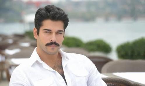 ~》Burak Özçivit mi Şükrü Özyıldız mı ¿ ( RESİMLİ ) ?