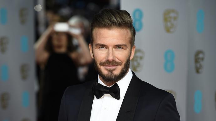 Burak Özçivit mi yoksa David Beckham mı?