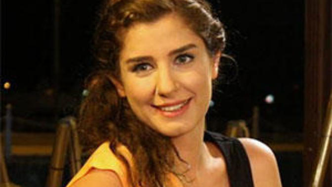 Sizce Sanem Yeles güzel mi?