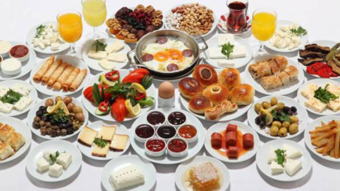 Yarın Pazar; Kahvaltıda ne var :) (FOTOLU) ?