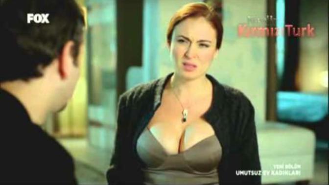 Sizce Ceyda Düvenci'nin göğüsleri? (Resimli) ?