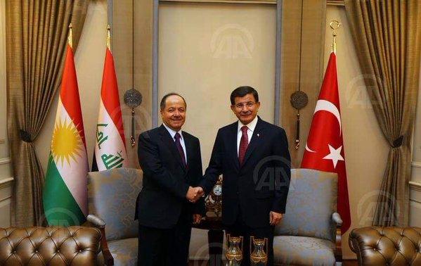 AKP neden mecliste Kürdistan yok diyip Barzani ile görüşmede Kürdistan bayrağı kullandırıyor?