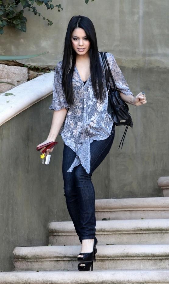 Vanessa Hudgens güzel mi sizce? 