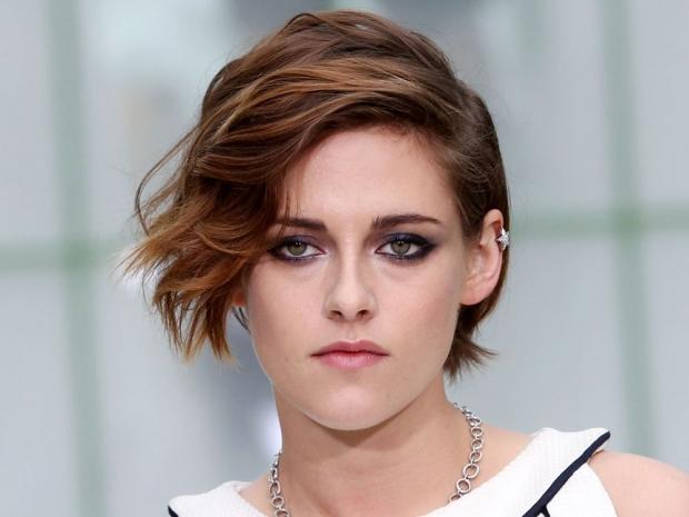 Kristen Stewart bakışları seksi mi yoksa itici mi resimli?