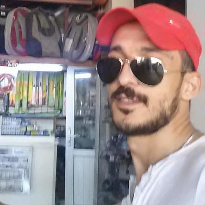 Bunlardan hangisi facede profil yapabiliriz :)?